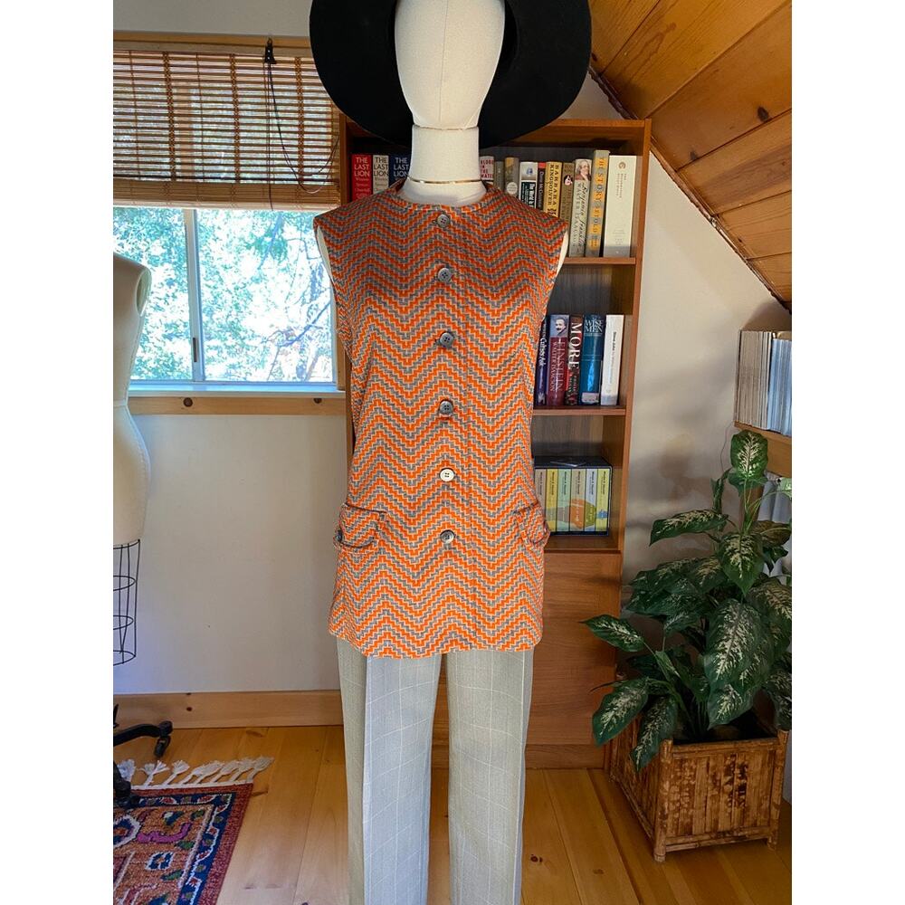 Vintage 1970s Vest Orange - Picture 8 of 12